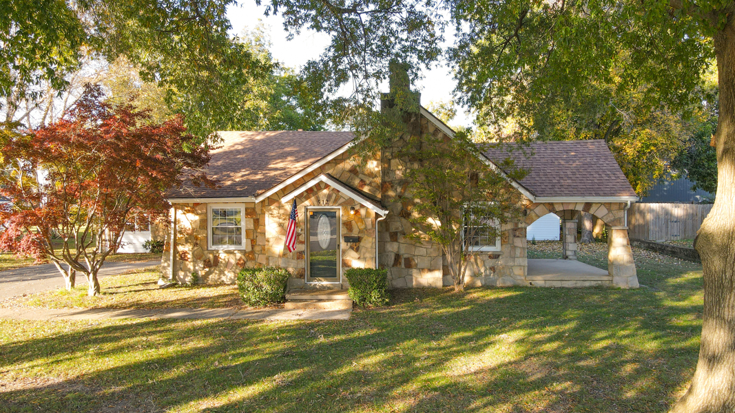 "Under Contract" but Not Under Roof: What It Means When Your Dream Property Status Changes